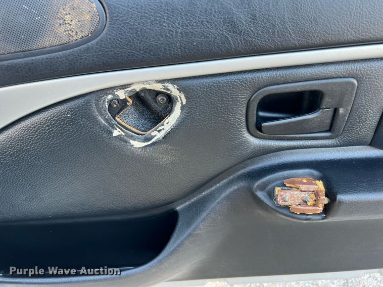 image for item LF9371 2001 BMW Z3 Roadster 2.5i  convertible