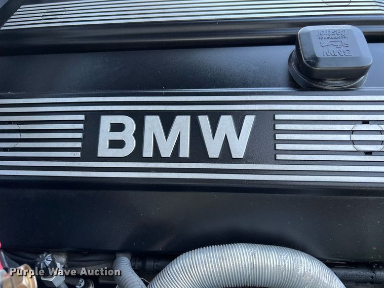 image for item LF9371 2001 BMW Z3 Roadster 2.5i  convertible