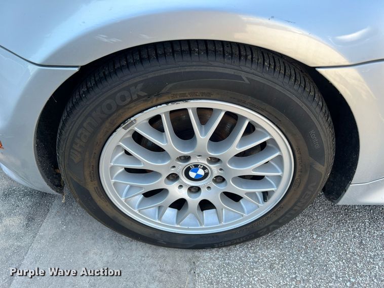 image for item LF9371 2001 BMW Z3 Roadster 2.5i  convertible