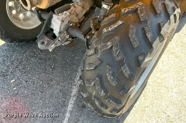 image for item LF9384 2004 Suzuki Vinson QuadRunner  ATV