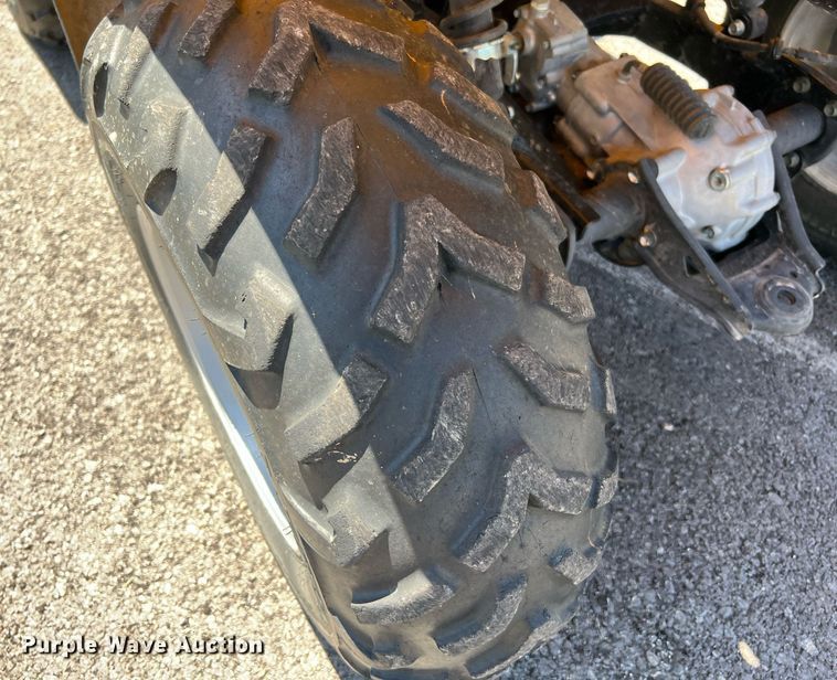 image for item LF9384 2004 Suzuki Vinson QuadRunner  ATV