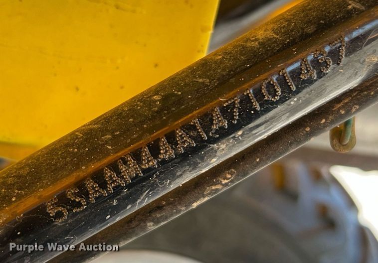 image for item LF9384 2004 Suzuki Vinson QuadRunner  ATV