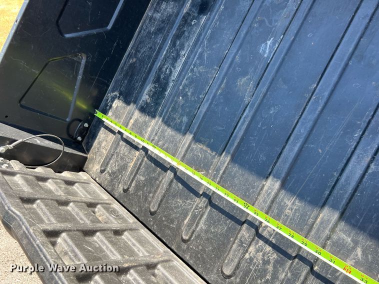 image for item LF9385 2016 Yamaha Viking  utility vehicle