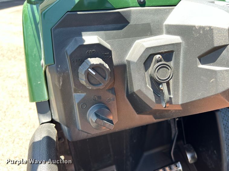 image for item LF9385 2016 Yamaha Viking  utility vehicle