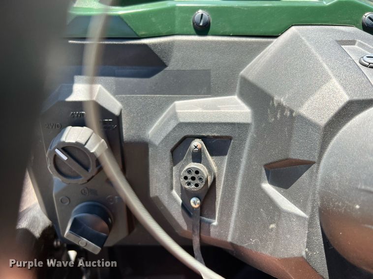 image for item LF9385 2016 Yamaha Viking  utility vehicle