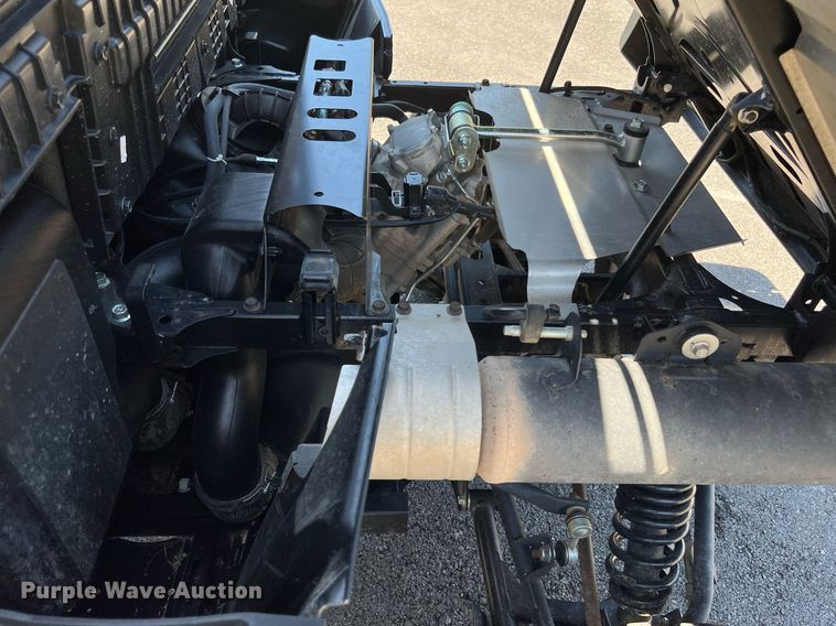 image for item LF9385 2016 Yamaha Viking  utility vehicle