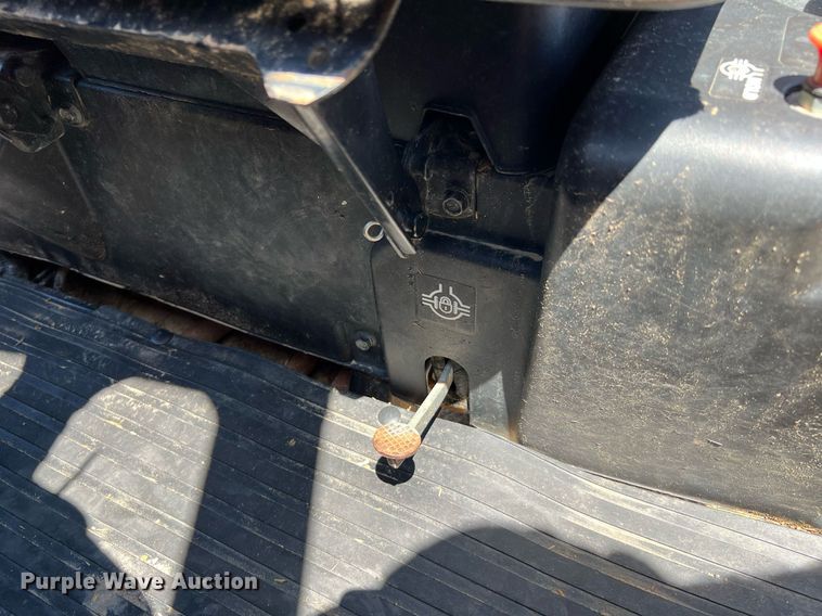 image for item LF9407 2018 Kubota RTV XG850  utility vehicle