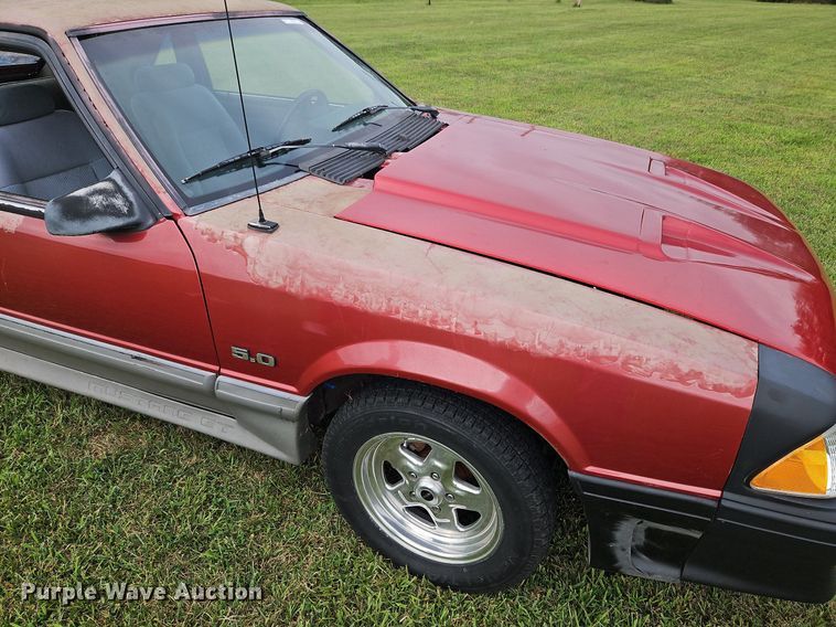 image for item LM9109 1990 Ford Mustang GT 5.0