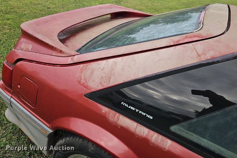 image for item LM9109 1990 Ford Mustang GT 5.0