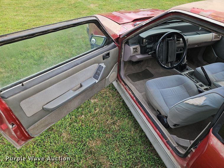image for item LM9109 1990 Ford Mustang GT 5.0