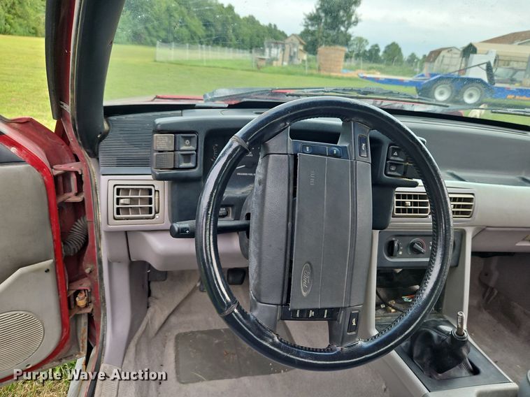 image for item LM9109 1990 Ford Mustang GT 5.0