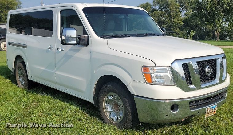 image for item LQ9104 2013 Nissan NV3500  van