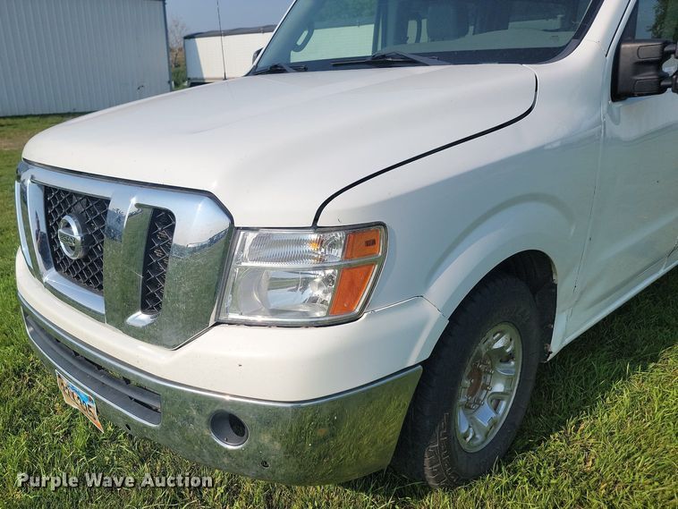 image for item LQ9104 2013 Nissan NV3500  van