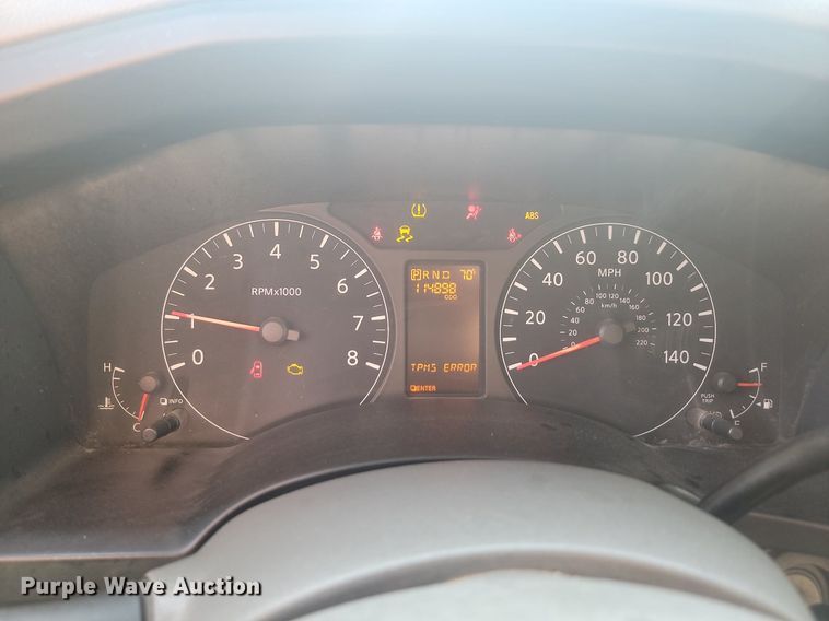 image for item LQ9104 2013 Nissan NV3500  van