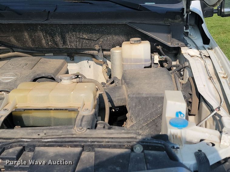 image for item LQ9104 2013 Nissan NV3500  van