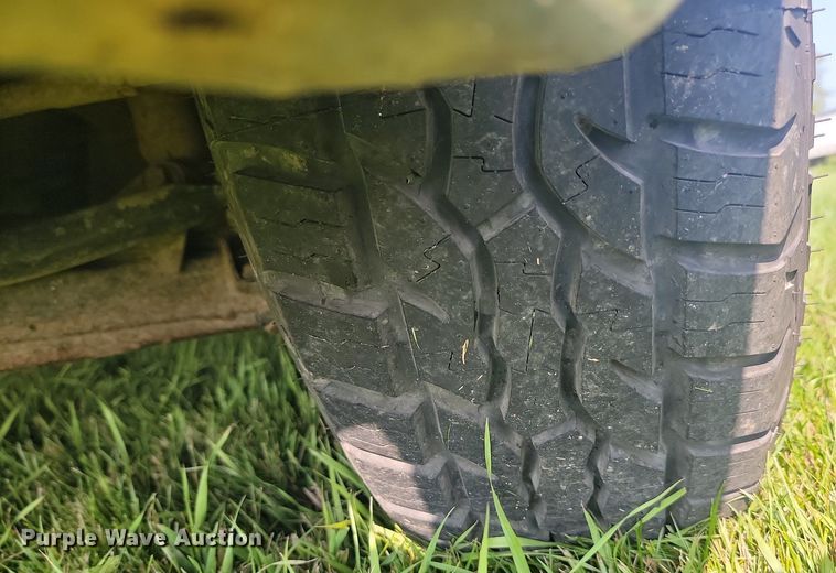 image for item LQ9104 2013 Nissan NV3500  van