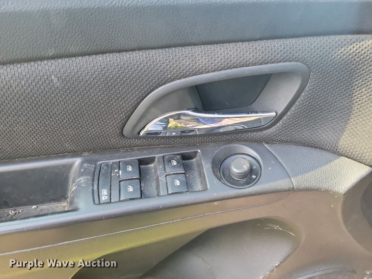 image for item LQ9108 2012 Chevrolet Cruze