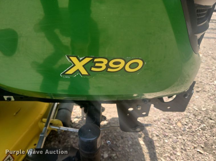 image for item LQ9111 John Deere X390  lawn mower