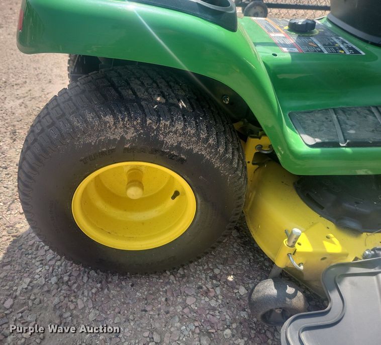 image for item LQ9111 John Deere X390  lawn mower