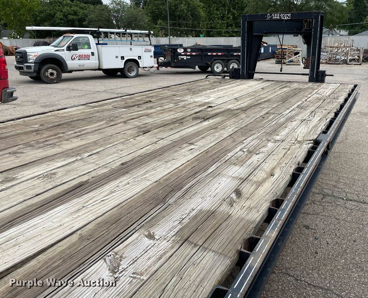 image for item LS9360 2000 Titan  equipment trailer