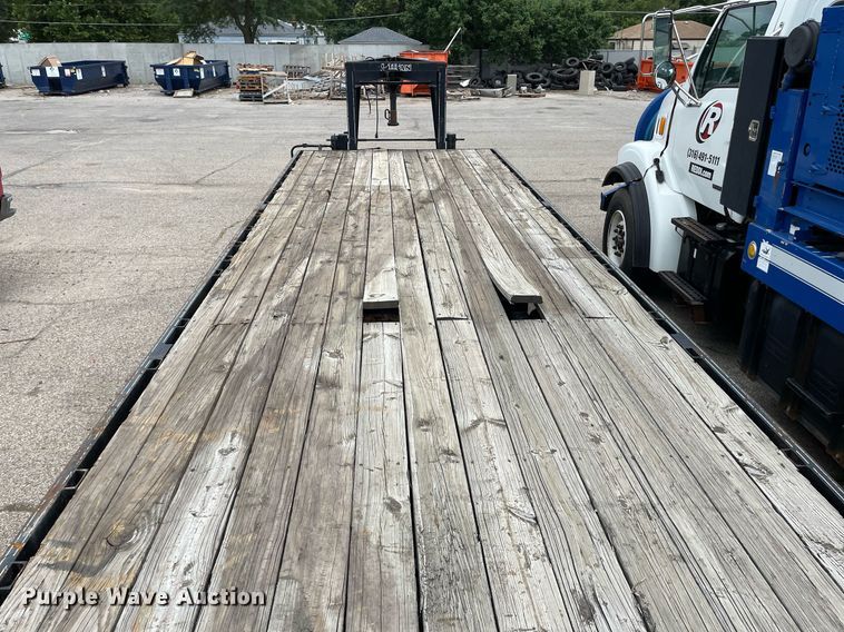 image for item LS9360 2000 Titan  equipment trailer