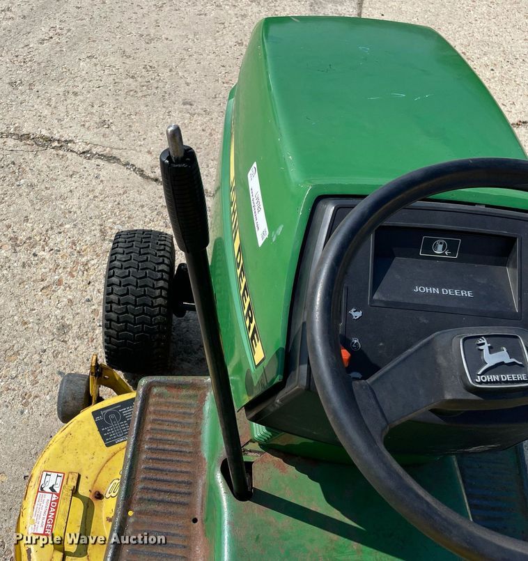 image for item LV9782 John Deere 165  lawn mower