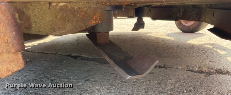 image for item LV9783 Scag Turf Tiger  ZTR lawn mower