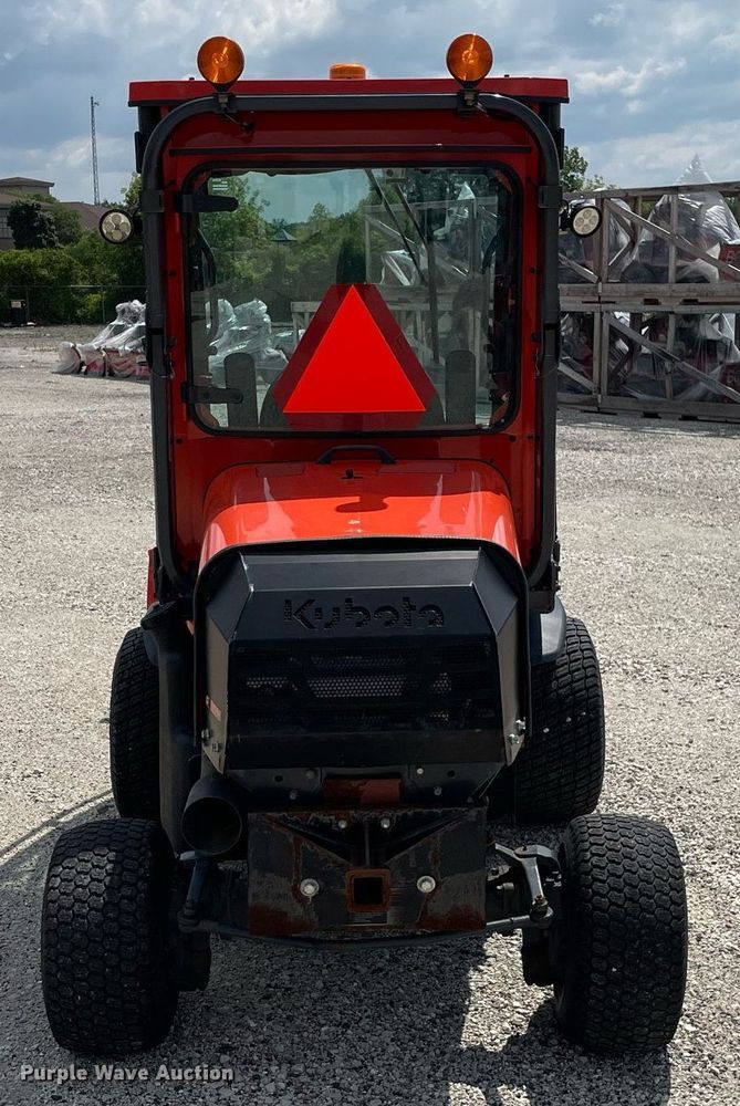 image for item LV9785 Kubota F3990  lawn mower