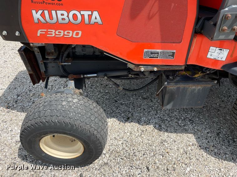 image for item LV9785 Kubota F3990  lawn mower