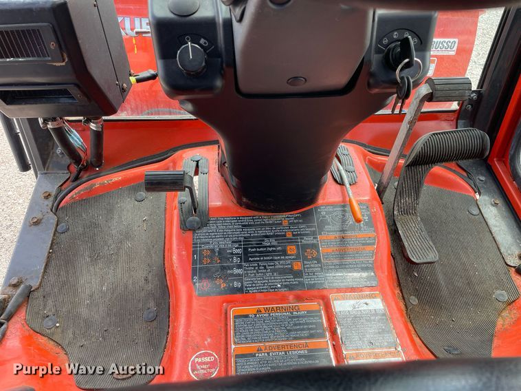 image for item LV9785 Kubota F3990  lawn mower