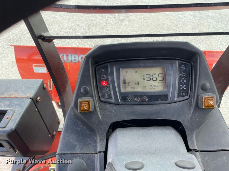 image for item LV9785 Kubota F3990  lawn mower