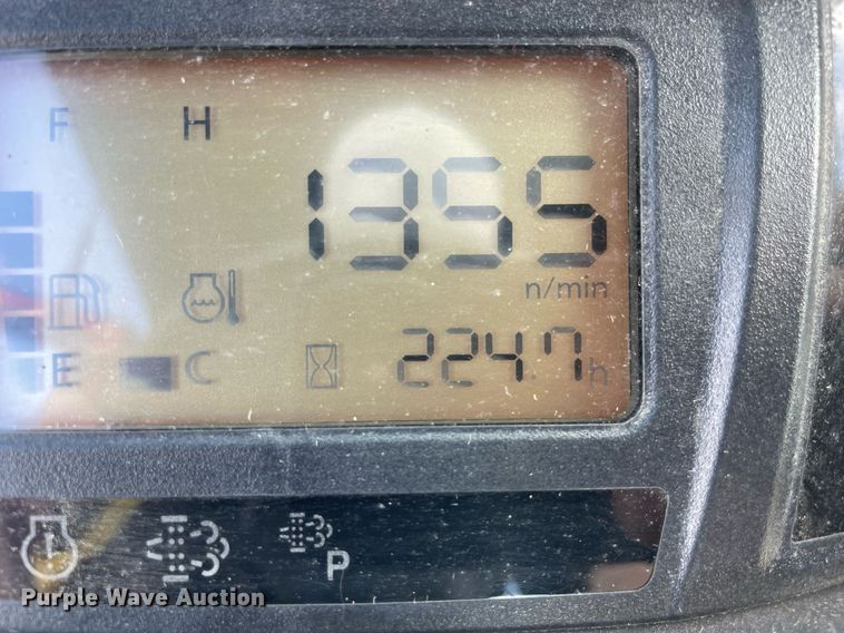 image for item LV9785 Kubota F3990  lawn mower