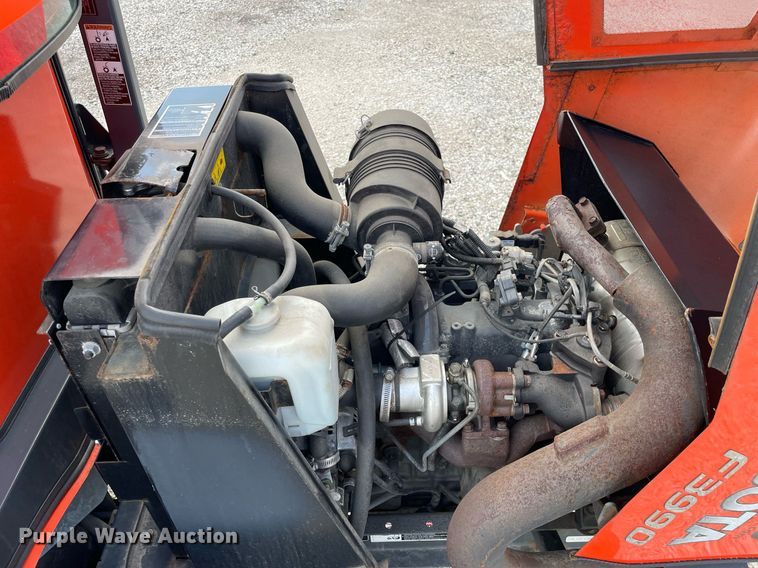 image for item LV9785 Kubota F3990  lawn mower