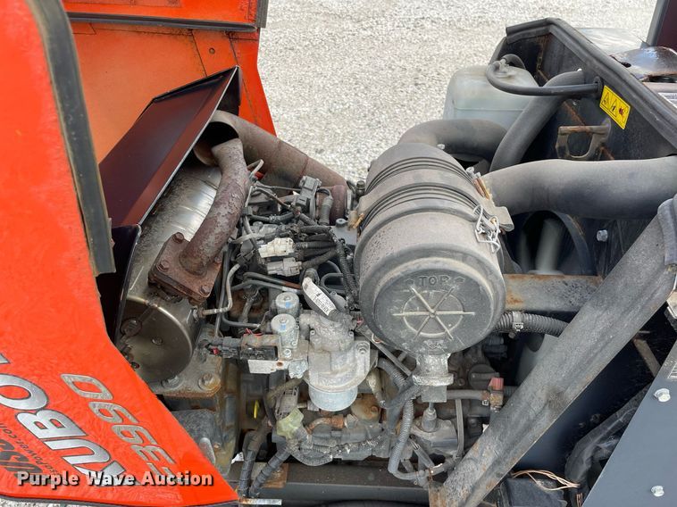 image for item LV9785 Kubota F3990  lawn mower