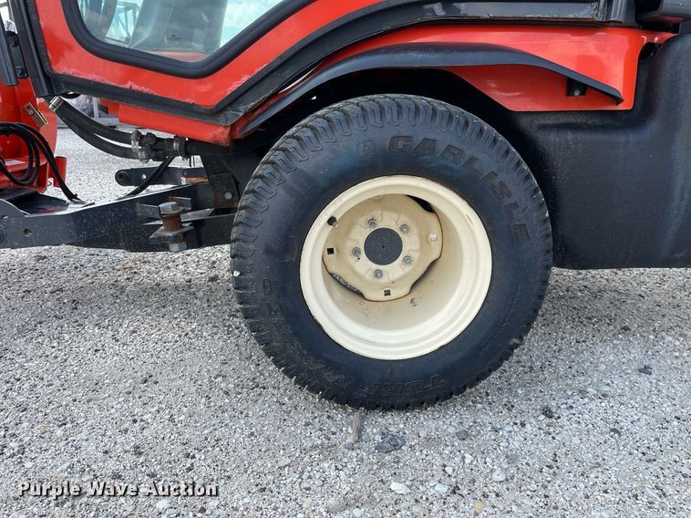 image for item LV9785 Kubota F3990  lawn mower