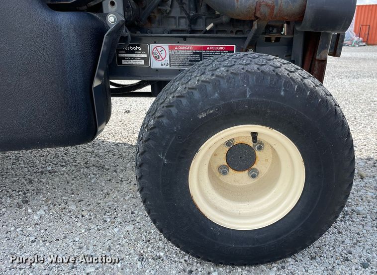 image for item LV9785 Kubota F3990  lawn mower