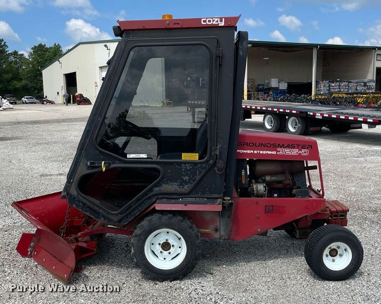 image for item LV9786 Toro Groundmaster 325D  lawn mower