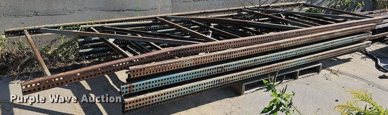 image for item MD9969 Approximately 7 pallet racking supports