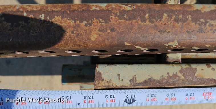 image for item MD9969 Approximately 7 pallet racking supports