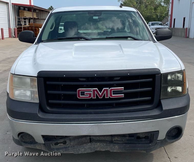 image for item ME9832 2008 GMC Sierra 1500  pickup truck