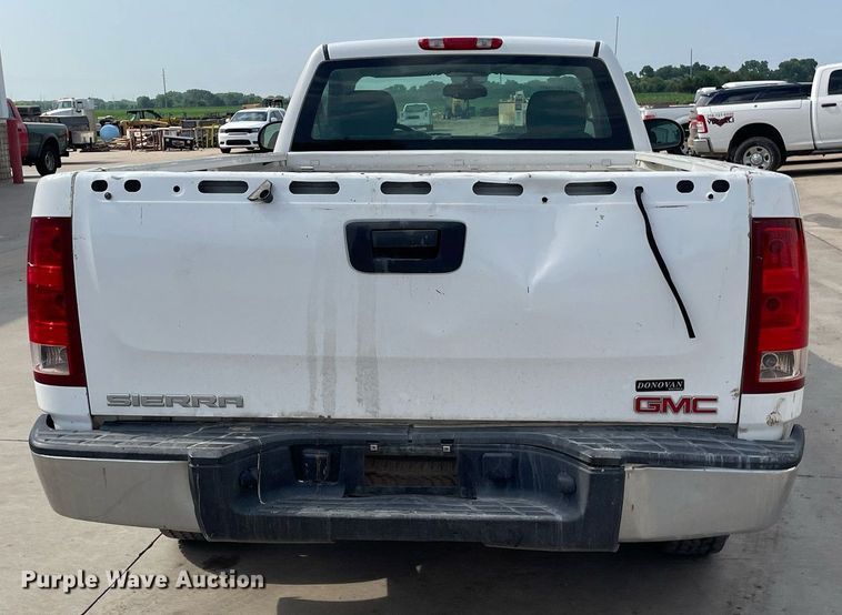 image for item ME9832 2008 GMC Sierra 1500  pickup truck
