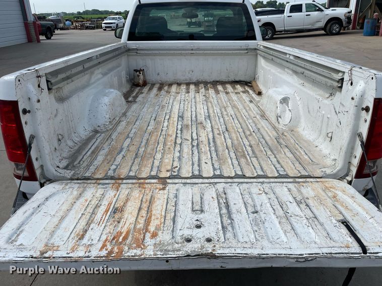 image for item ME9832 2008 GMC Sierra 1500  pickup truck