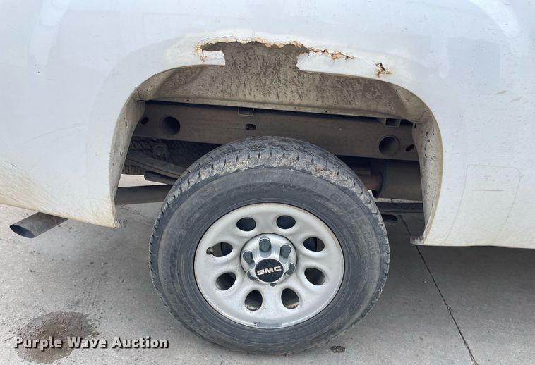 image for item ME9832 2008 GMC Sierra 1500  pickup truck