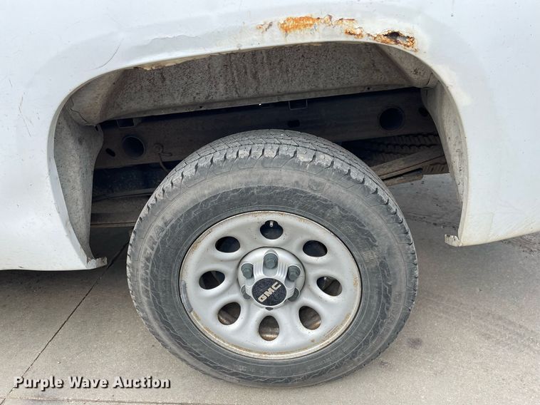 image for item ME9832 2008 GMC Sierra 1500  pickup truck