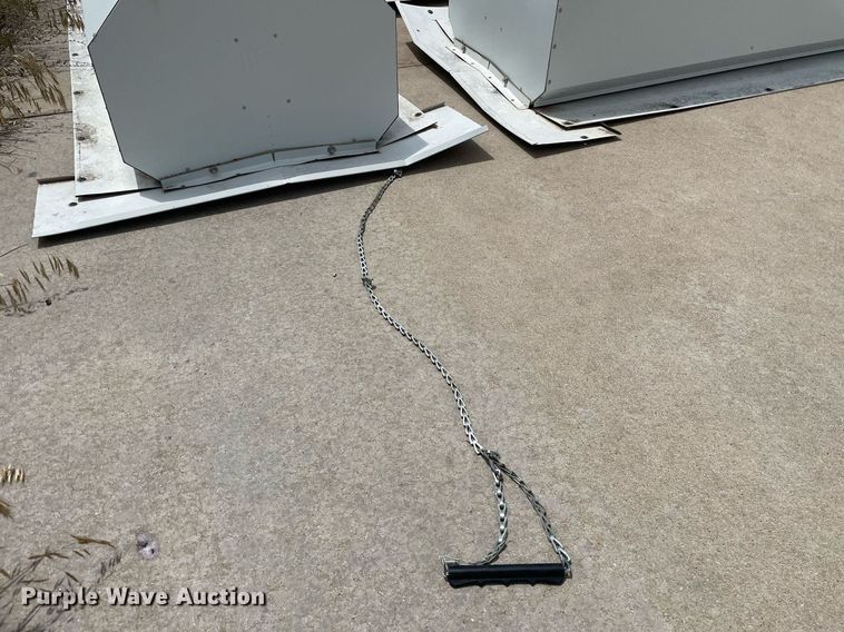 image for item ME9943 (5) louvered vents