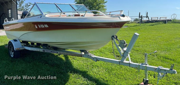 image for item MG9417 1982 MarkTwain Mark 175  boat