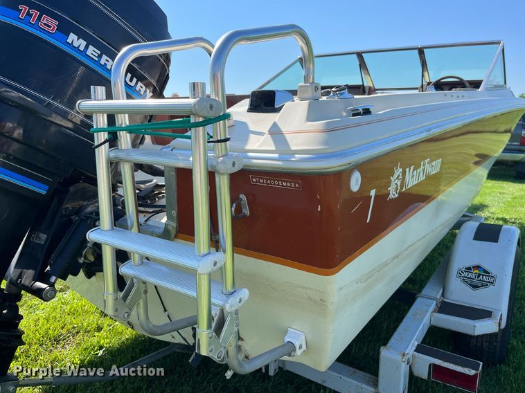 image for item MG9417 1982 MarkTwain Mark 175  boat