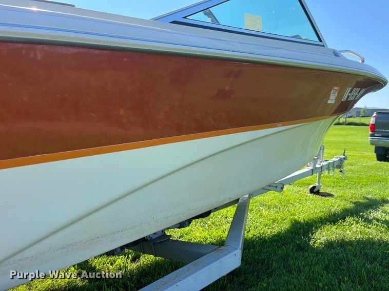 image for item MG9417 1982 MarkTwain Mark 175  boat