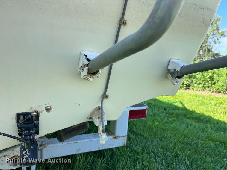 image for item MG9417 1982 MarkTwain Mark 175  boat