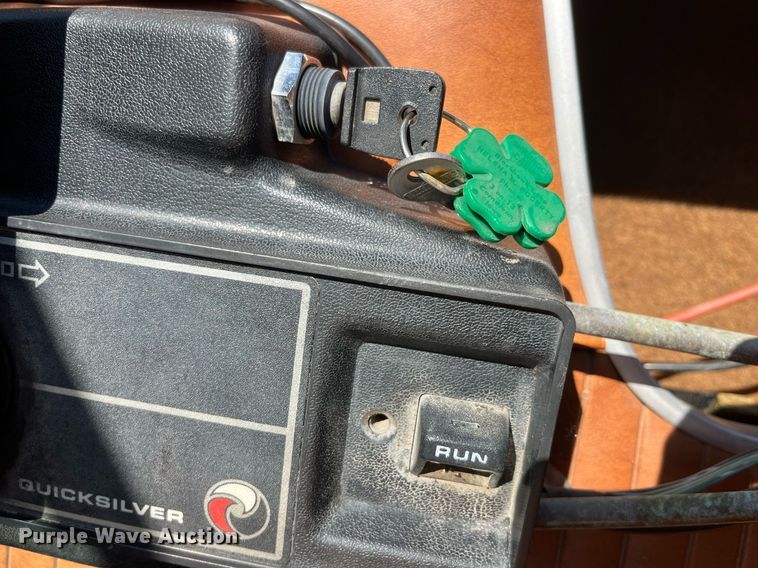 image for item MG9417 1982 MarkTwain Mark 175  boat